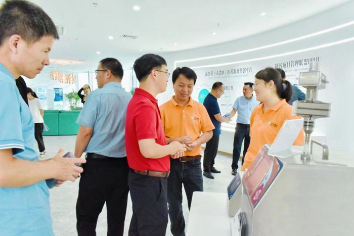 群英集結,“凈”護生產!“GMP無菌潔凈空間污染防控策略及運營管理”沙龍圓滿結束!